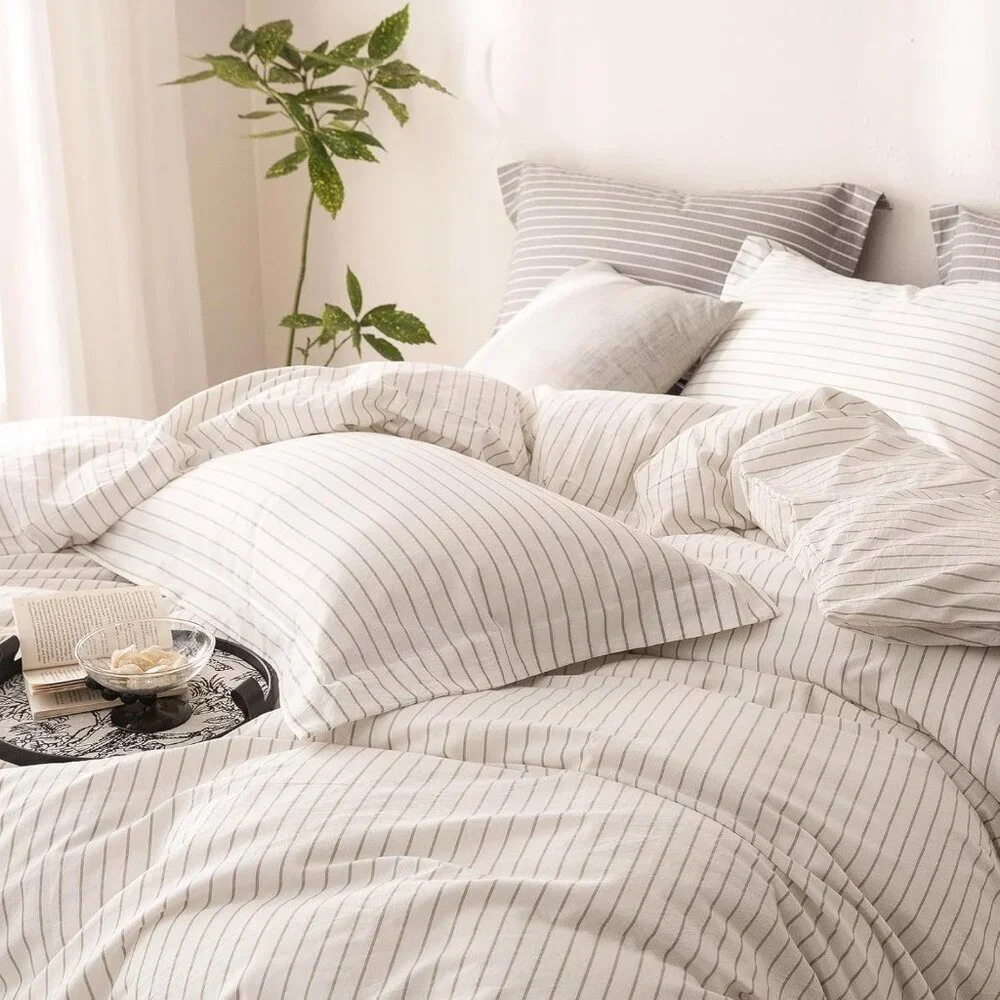 Cover with Zipper Closure and 2 Pillowcases, Color of Off White-Linen Grey Str - Picture 6 of 6